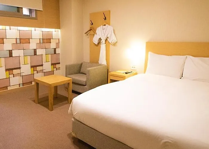 Towerhill Hotel 3*