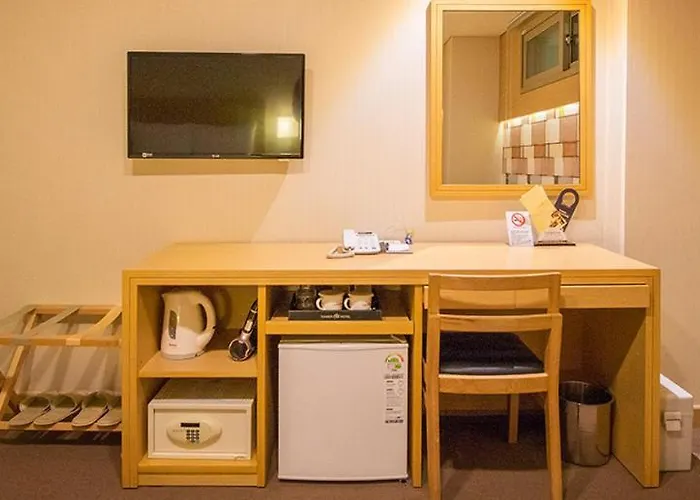 Towerhill Hotel 3*