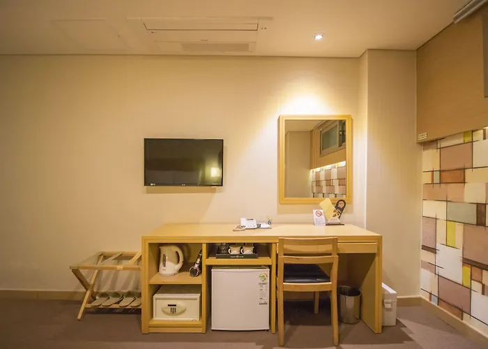 Towerhill Hotel Busan