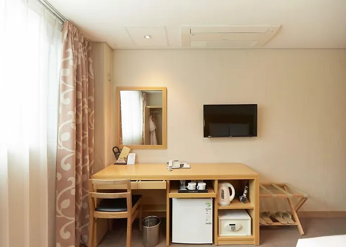 Towerhill Hotel 3*